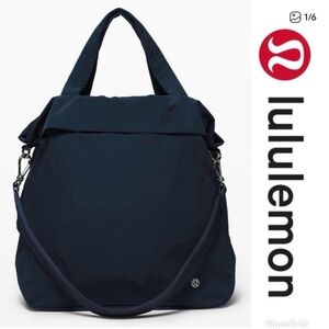 Lululemon On My Level Bag